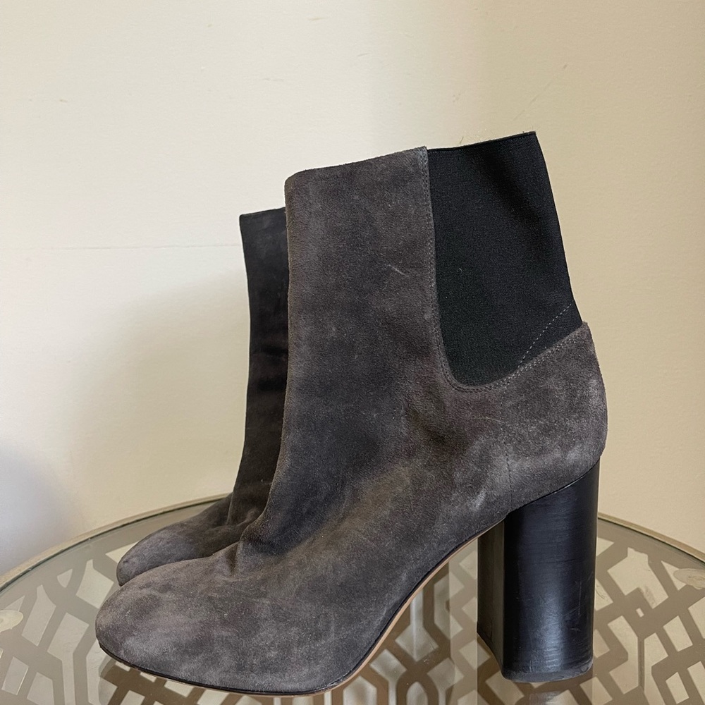 Rag and Bone Walker Suede Chelsea Ankle Bootie size 39